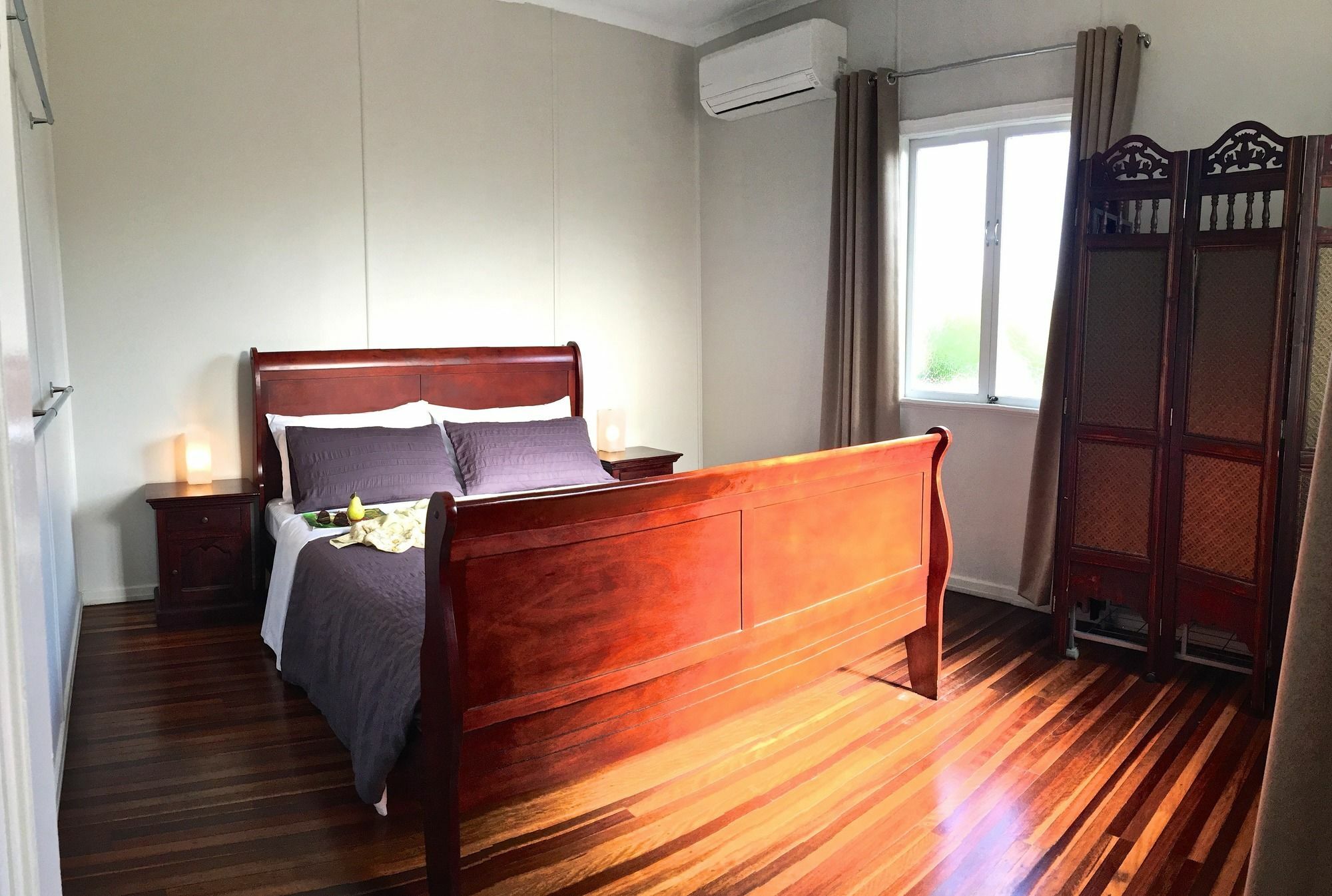 Five 3 Five Aparthotel Urangan Bagian luar foto